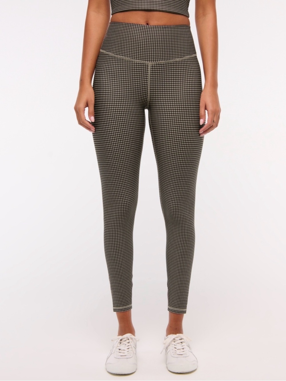 Abercrombie & Fitch Houndstooth YPB 7/8 leggings in Large Short